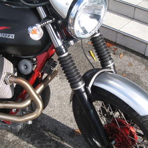 Moto guzzi v7 scrambler nera 2012  (9)