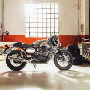 Moto guzzi v7 garage cafe' racer