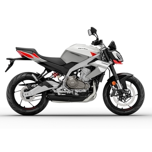 Aprilia tuono 457 (7)