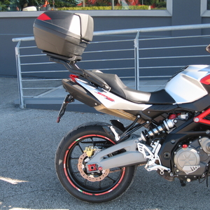 Aprilia shiver 750 grigio rosso 2010 (4)