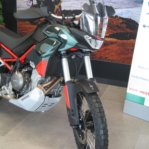 Aprilia tuareg 660 tornado green (3)
