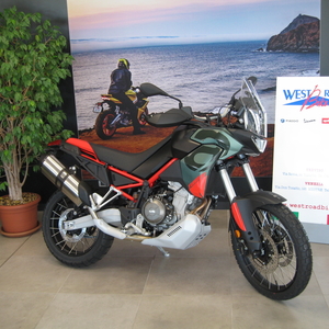 Aprilia tuareg 660 tornado green (1)
