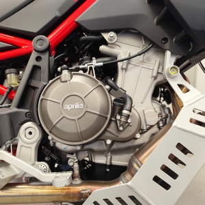 Aprilia tuareg 660 rally nero