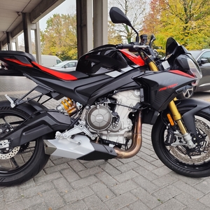 Aprilia tuono 660 factory demo