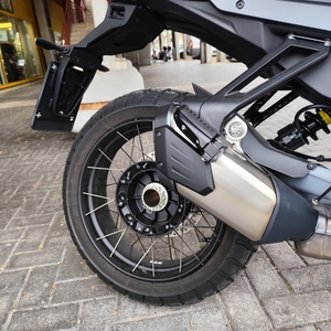 Moto guzzi stelvio demo nero vulcano (1)