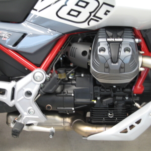 Moto guzzi v85 tt grigio tambora  (5)