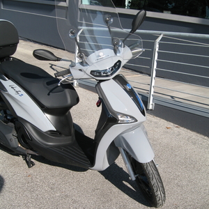 Piaggio liberty 125 s e5  grigio materia 2025 (2)