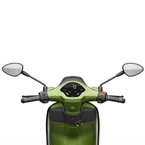 Sprints 125 verde glossy dashboard