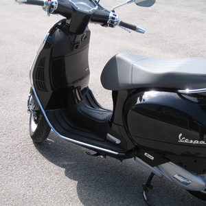 Vespa gts 125 nero met. 2024 (4)