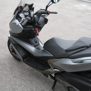 Kymco xciting 400s grigio antracite opaco 2021 (5)