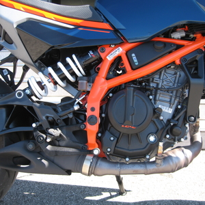 Ktm duke 390 blu arancio 2025  (3)