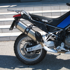 Aprilia tuareg 660 evocative bianco azzurro 2023 (4)