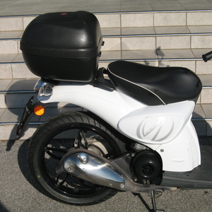 Aprilia scarabeo 50 street 2t bianco 2017 (3)